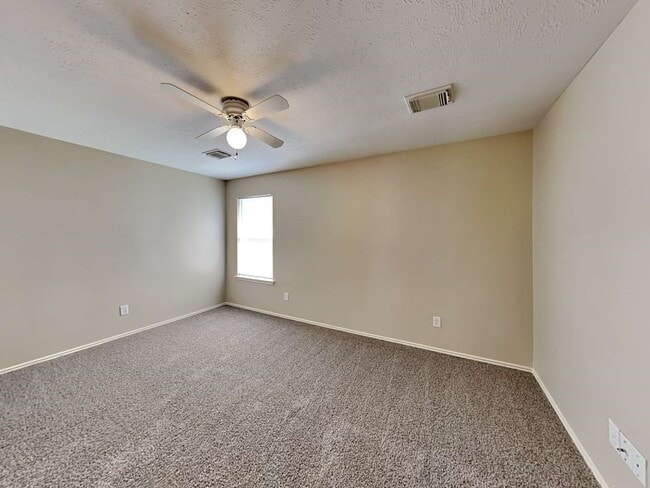 Building Photo - 17330 Wigeon Way Dr