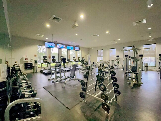 Building Photo - 8348 NW 127th Ln