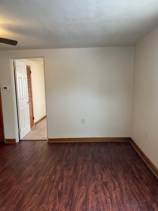 Building Photo - 1144 Prince Dr