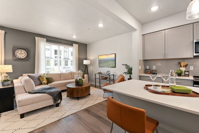Building Photo - Tranquil Greenbelt Retreat – Stylish 3-Bed...