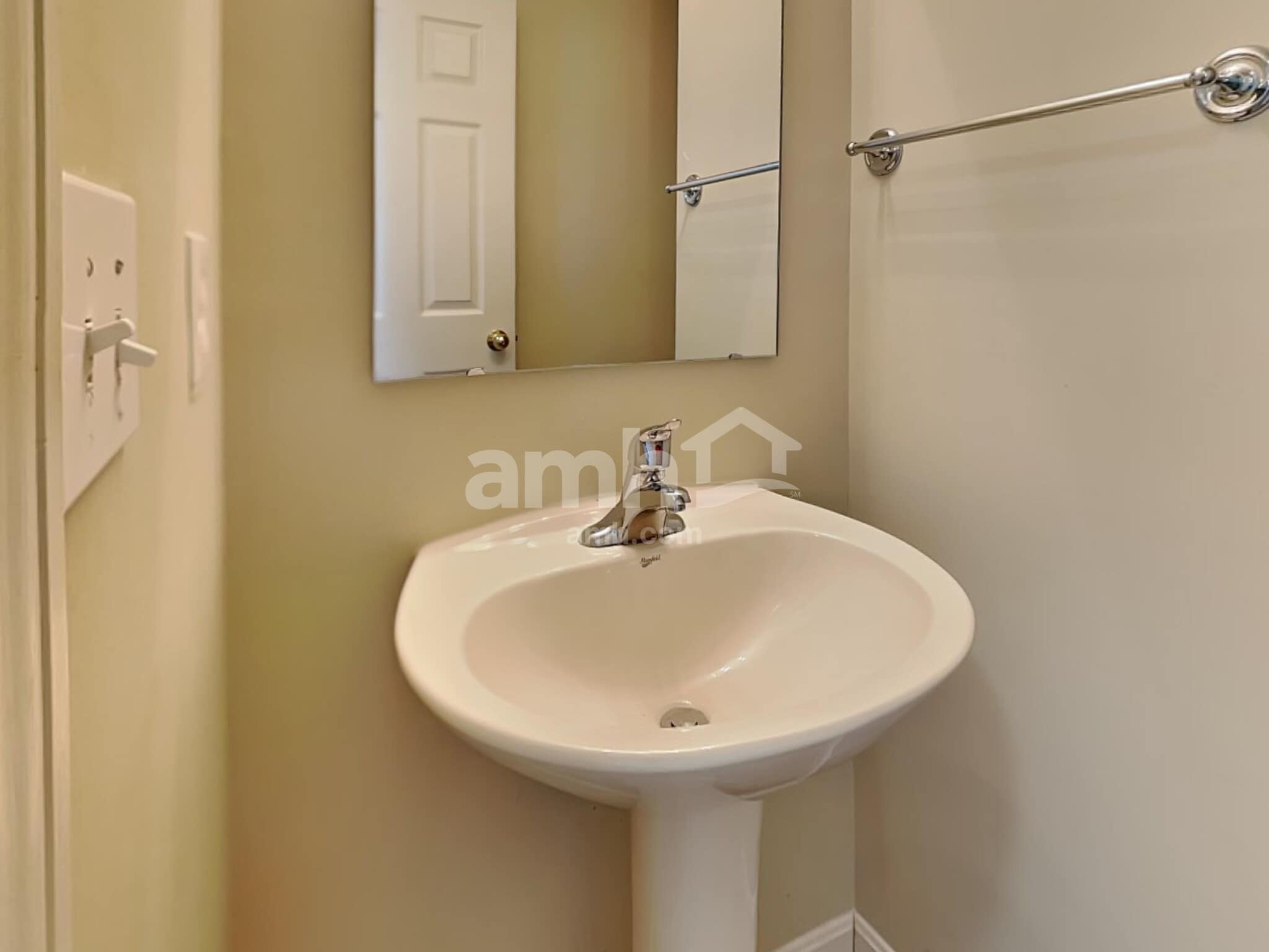 Building Photo - 4263 N Gensen Loop