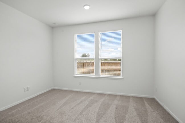 Building Photo - 24705 Cherry Log Ln