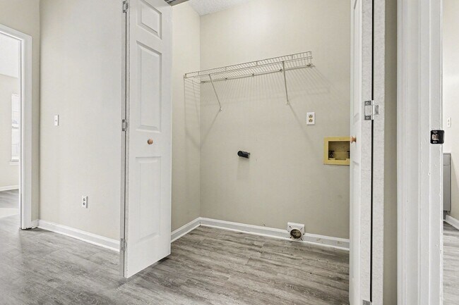 Building Photo - Beautiful Ranch Townhome Available for Rent in Charlotte, NC