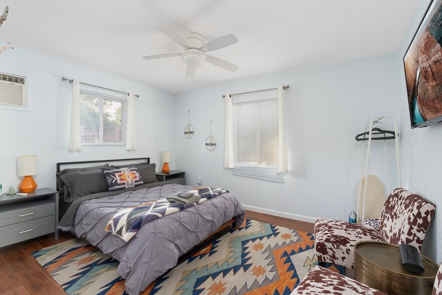 Building Photo - 228 Caballo Dr
