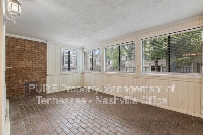 Building Photo - 3000 Hillsboro Pike