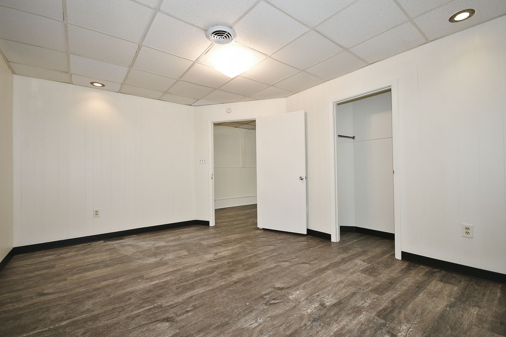 Building Photo - 2040 Brownsville Rd