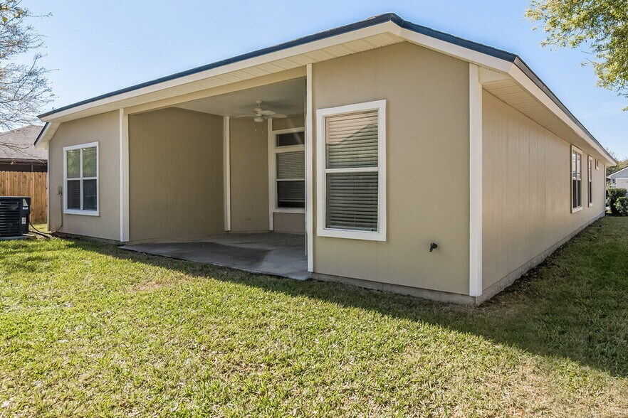 Building Photo - 8059 Carisbrook Ct