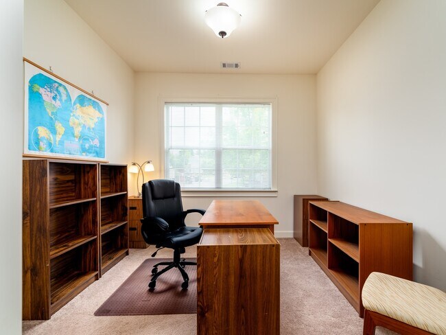 Building Photo - Active Adult in West Cobb
