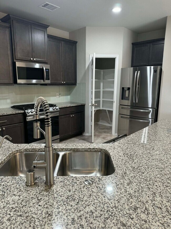 Building Photo - 23819 Naples Shore Dr