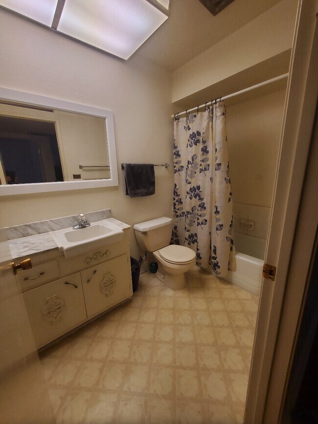 Building Photo - 28071 Pebble Beach Dr