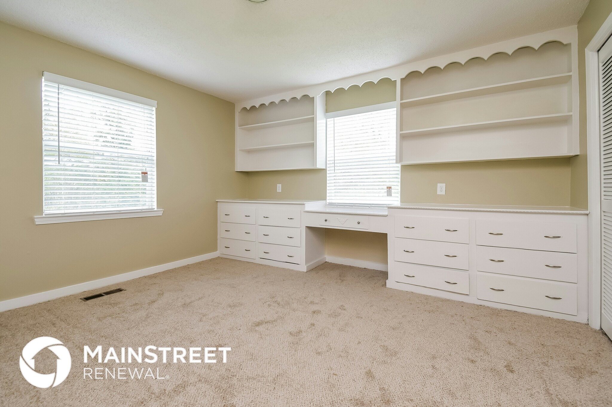 Building Photo - 1004 Delaney Dr