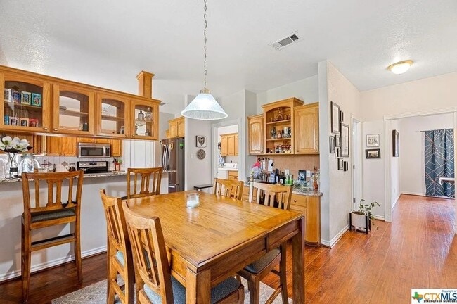 Building Photo - 1903 High Ridge Trail