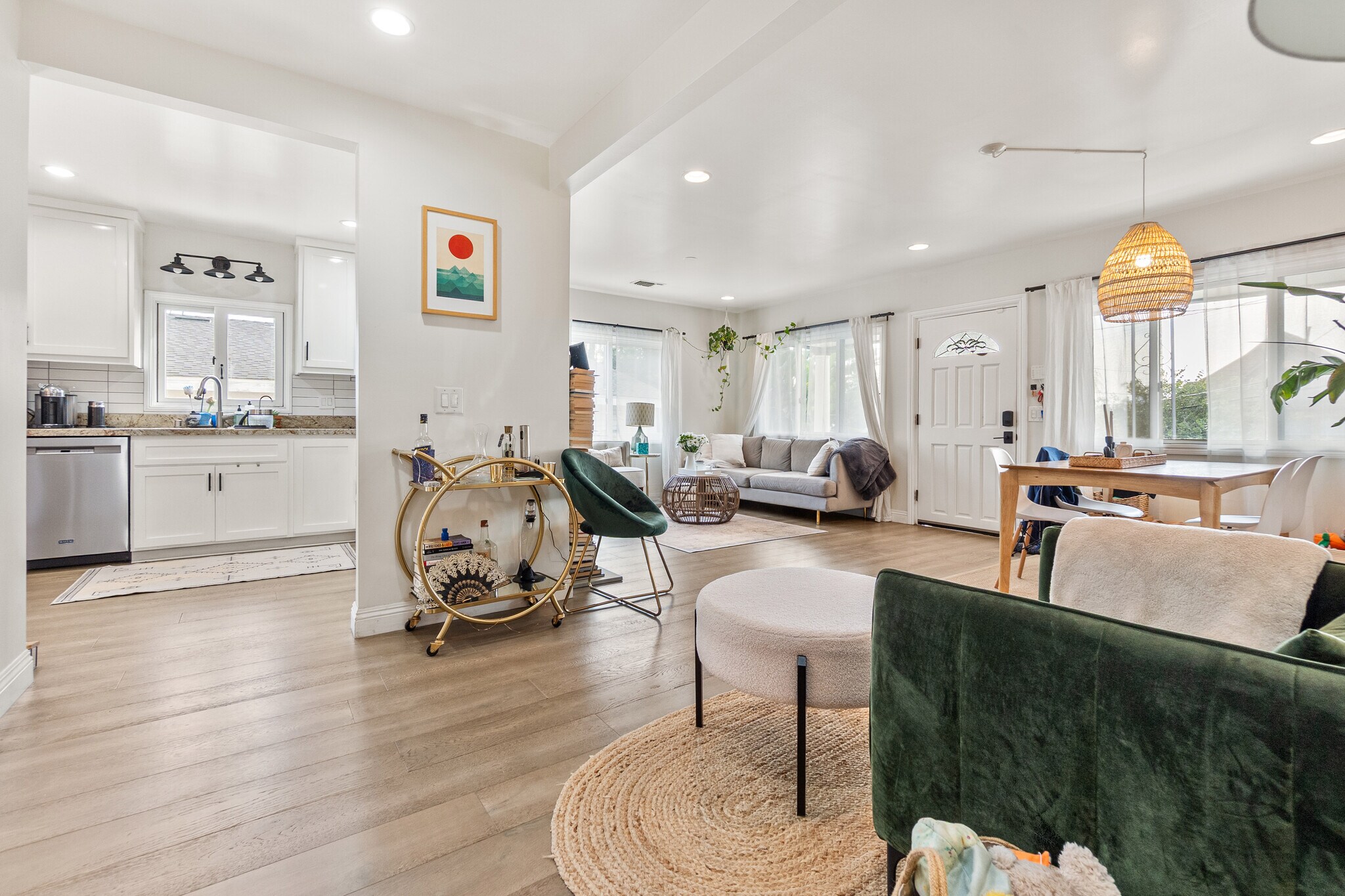 Building Photo - 529 Isabel St