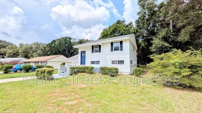 Building Photo - 2117 Pullman Cir
