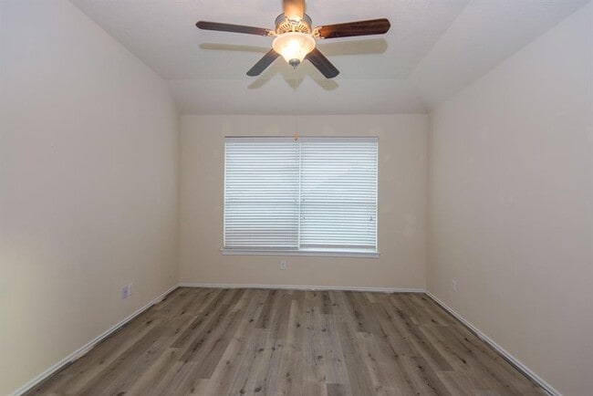 Building Photo - 5301 Summer Spring Ln
