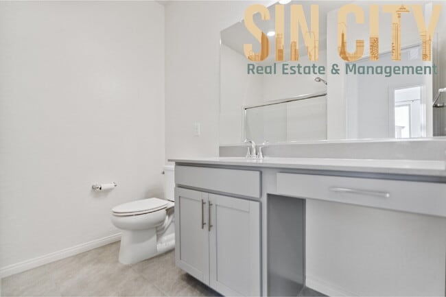 Building Photo - 11828 Black Canary Ave