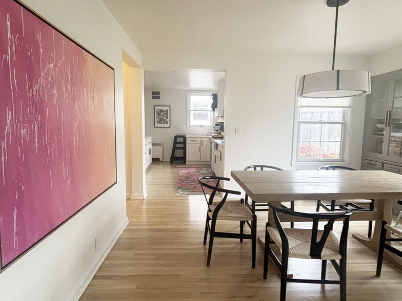 dining room - 6120 N Kent Ave