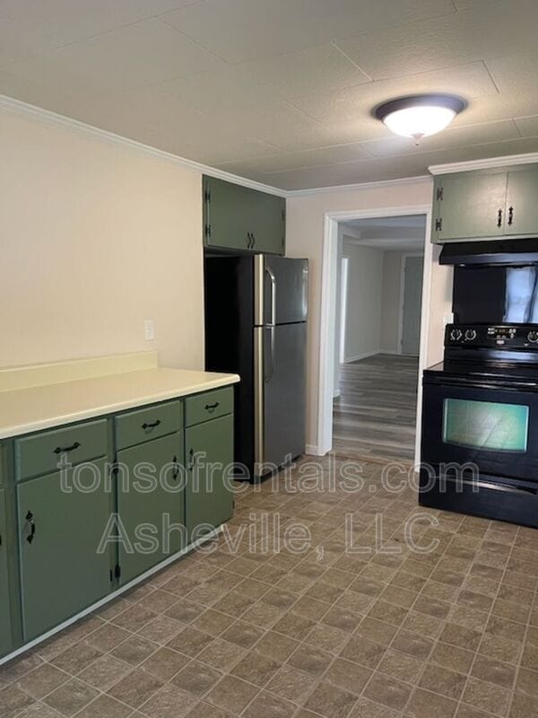 Building Photo - 360 N Jones Creek Rd