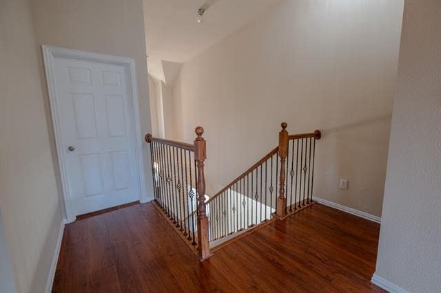 Building Photo - 1607 Lake Eden Dr