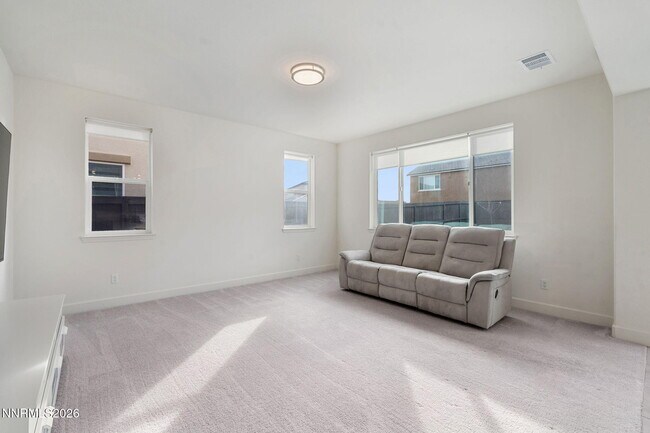 Building Photo - 6747 Ronaldinho Dr