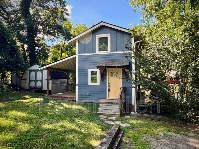 Primary Photo - 10-10 Riverview Dr