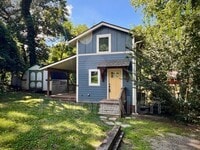 Building Photo - 10-10 Riverview Dr