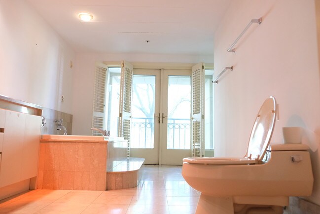 Building Photo - 20 Rowes Wharf