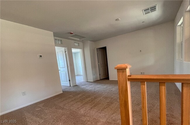Building Photo - 8683 Luxuriant Ave
