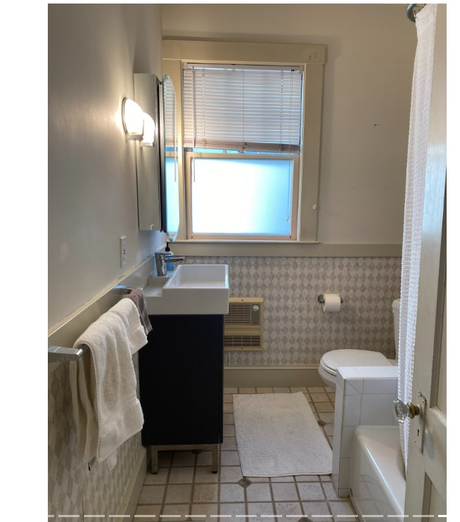 Building Photo - 32 Russell St