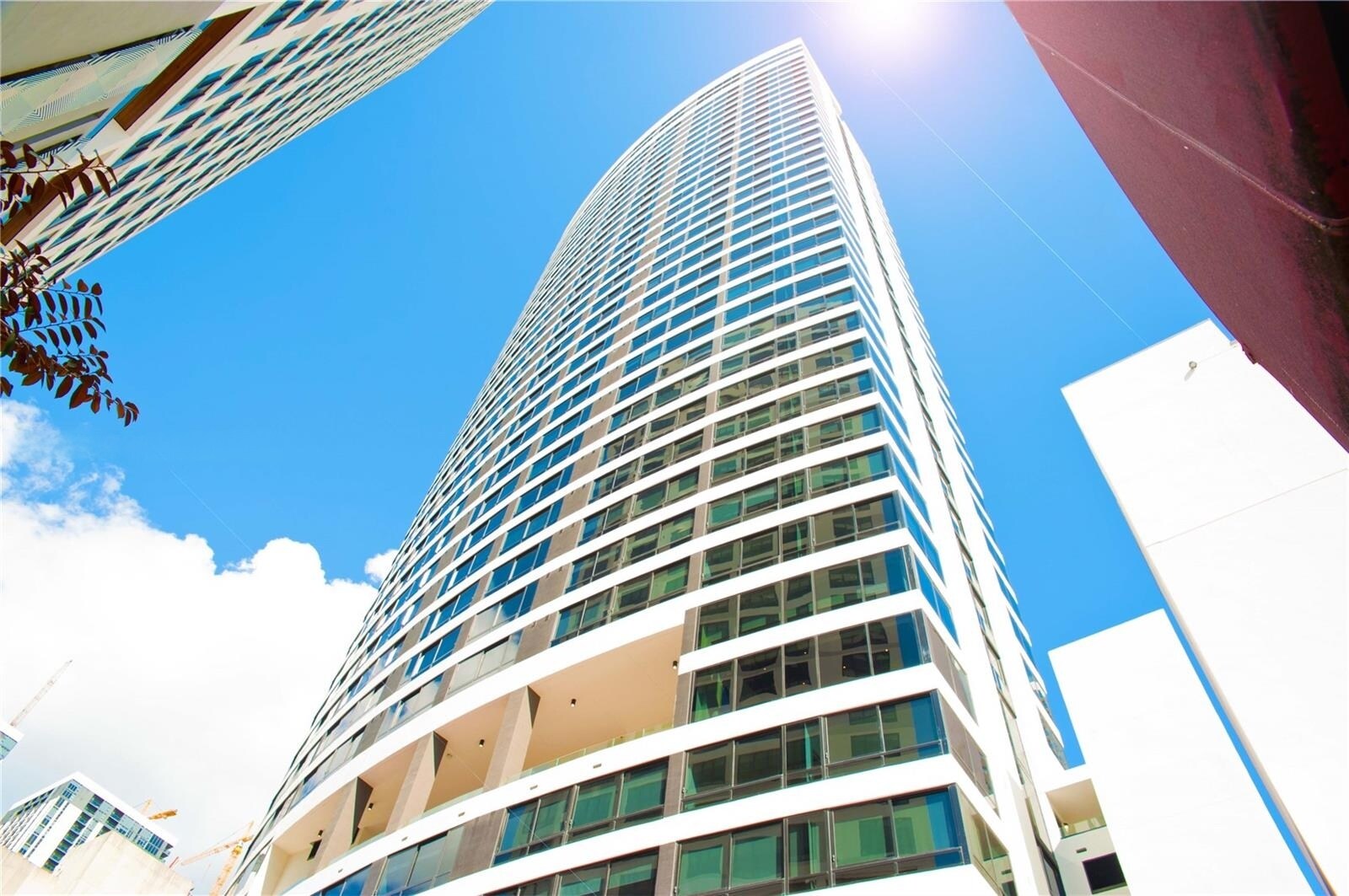 Building Photo - 225 N Miami Ave