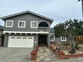 Building Photo - Exquisite Belmont Estate with Luxurious Am...