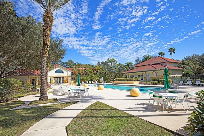 Building Photo - 11511 Villa Grand