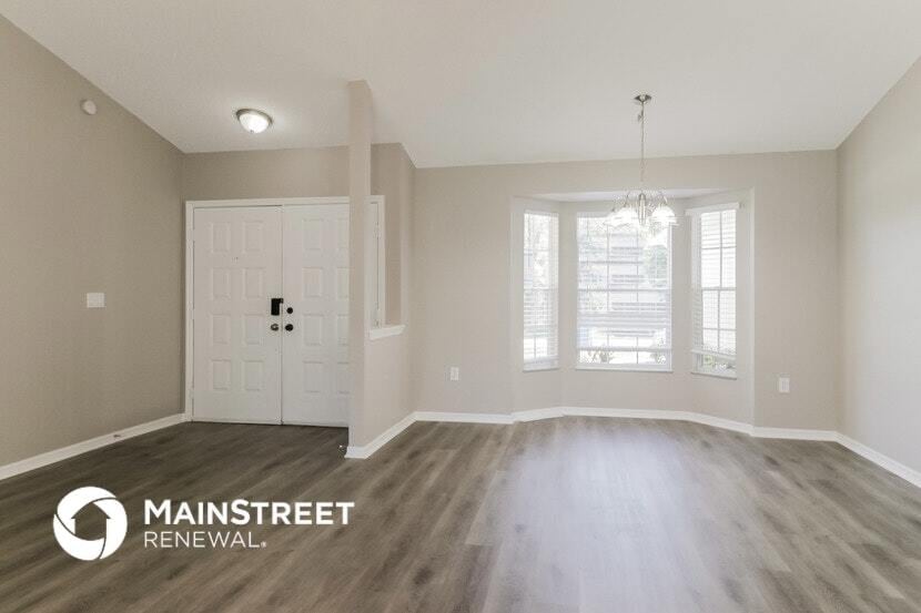 Building Photo - 8358 Natoma St