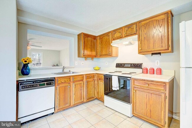 Building Photo - 2530 Log Mill Ct