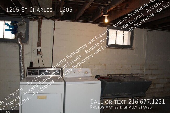 Building Photo - 1205 St Charles Ave