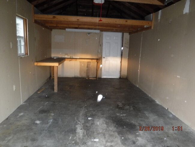 Building Photo - 905 Orange St
