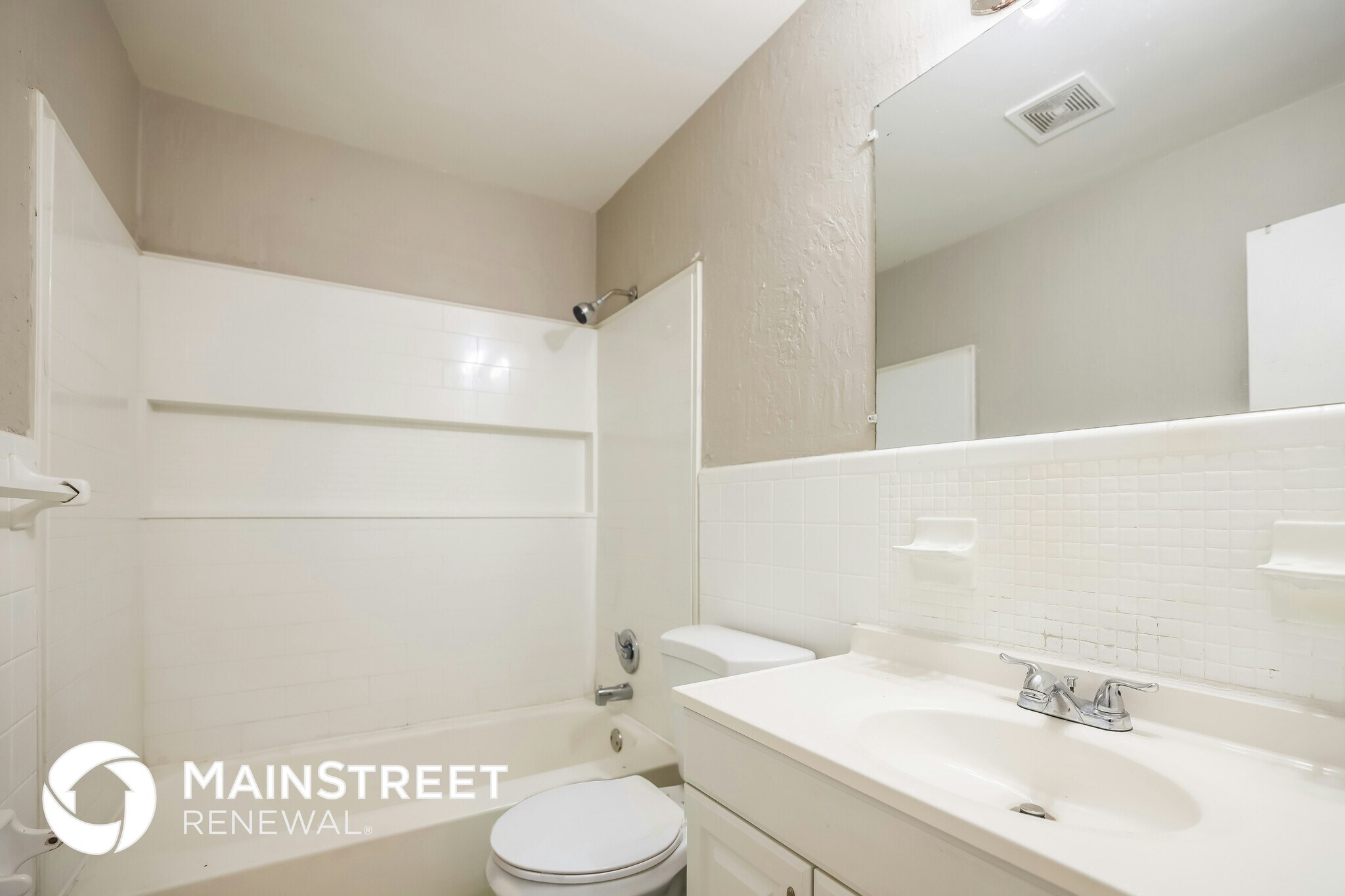 Building Photo - 5801 Royal Palm Blvd