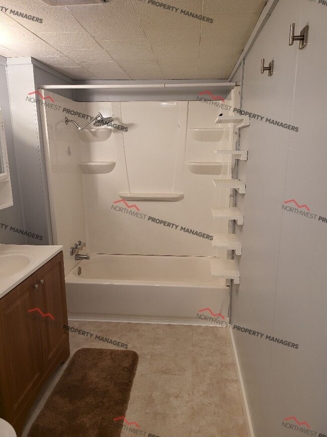 Building Photo - STATUS: *AVAILABLE* | R93I | $1495