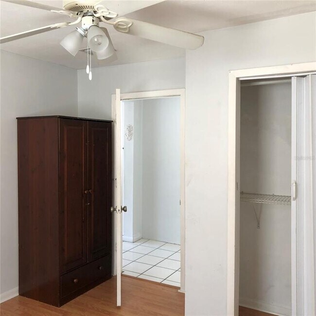 Building Photo - 409 S Orleans Ave