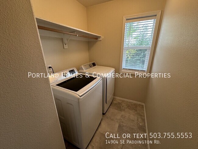 Building Photo - 14904 SE Paddington Rd