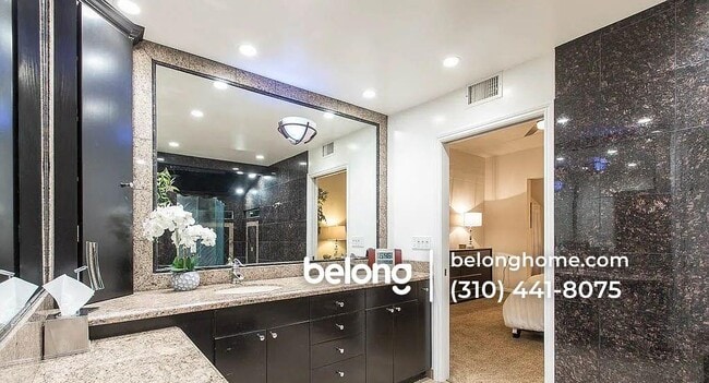 Building Photo - 22243 Craggyview St