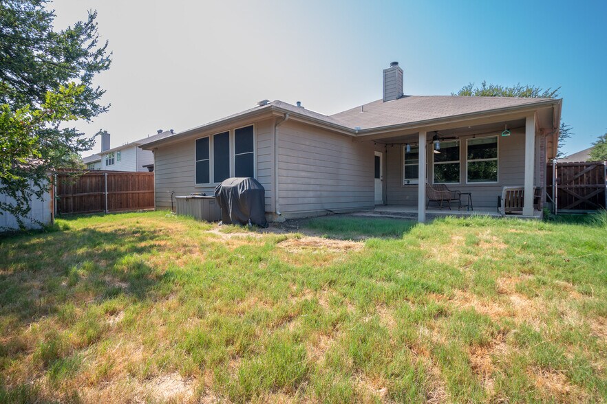 Building Photo - 1313 Cardinal Way