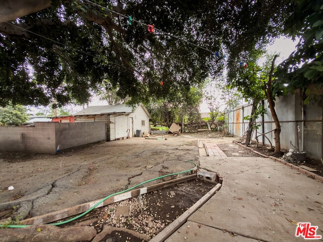 Building Photo - 1107 Date St