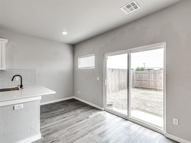 Building Photo - 8922 NW 109th Terrace