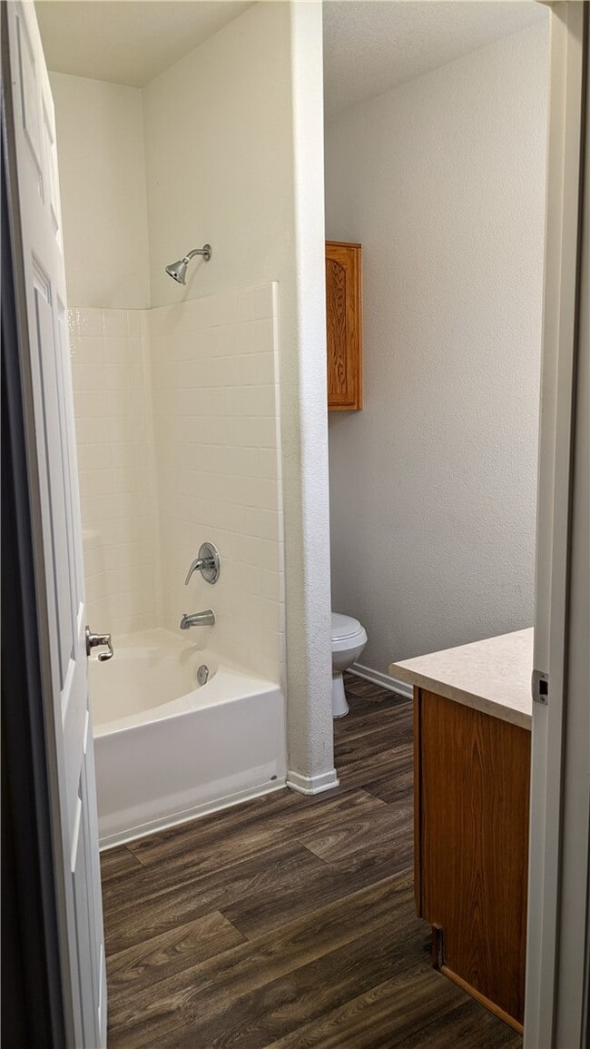 Building Photo - 41410 Juniper St