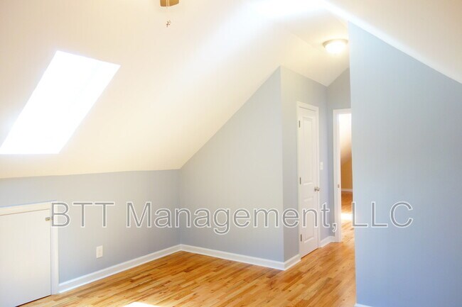 Building Photo - 8401 Flower Ave
