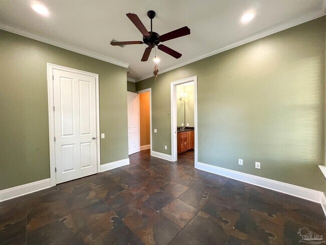Building Photo - 337 Grand Oaks Blvd
