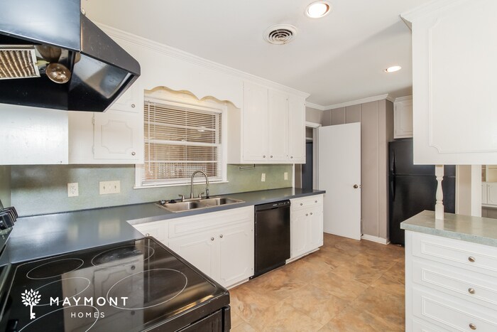 Building Photo - 3426 Princess Ann St