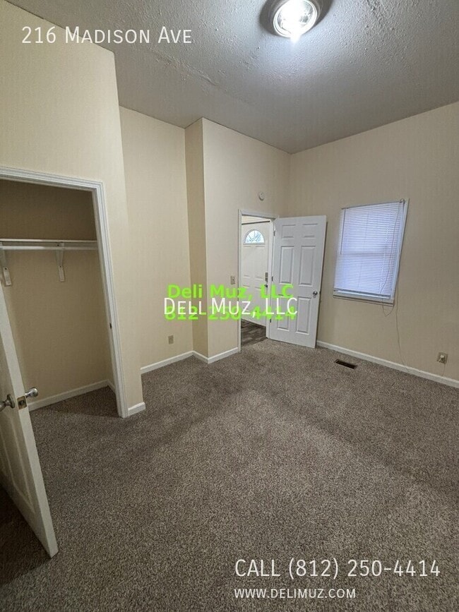 Building Photo - 216 Madison Ave