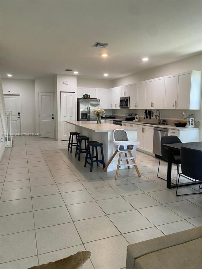 Building Photo - 25417 SW 108th Ct